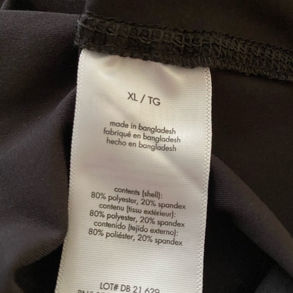 We Wore What Straight Neck Crop In Chocolate Black Top Size XL NEW - Picture 8 of 10